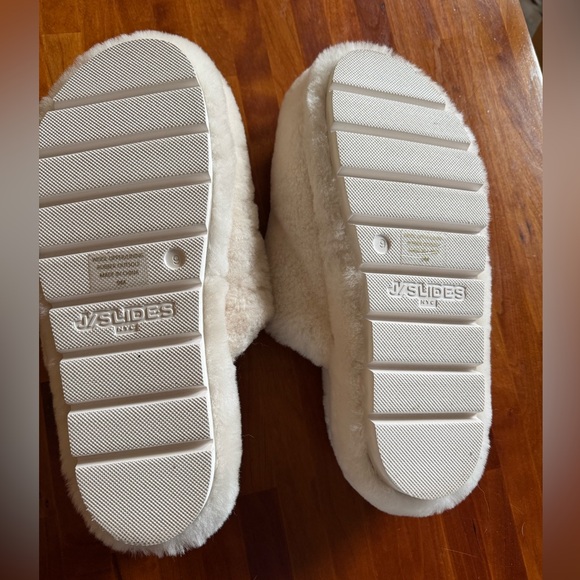 J/Slides fluffy plat form slippers 9M - Picture 2 of 5